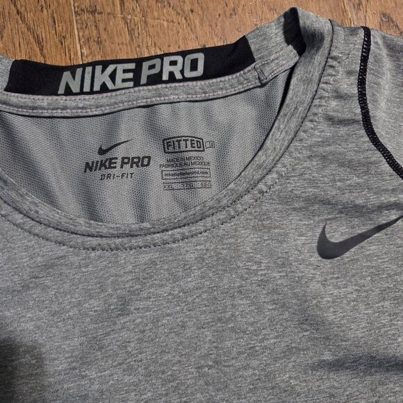 Nike Pro Athletic Top Shirt Mens 2XL XXL Dri-Fit Fitted Gray Pullover Active - Picture 2 of 8